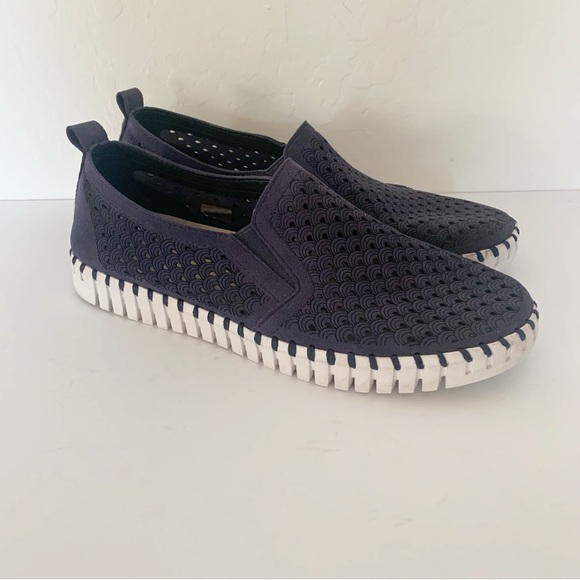 Ilse Jacobsen Tulip Navy Perforated Slip On Sneakers Size 41 - Picture 1 of 11